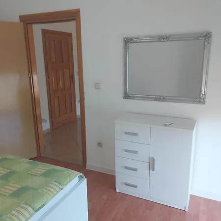 Apartamento With Wifi - 20727 Makarska